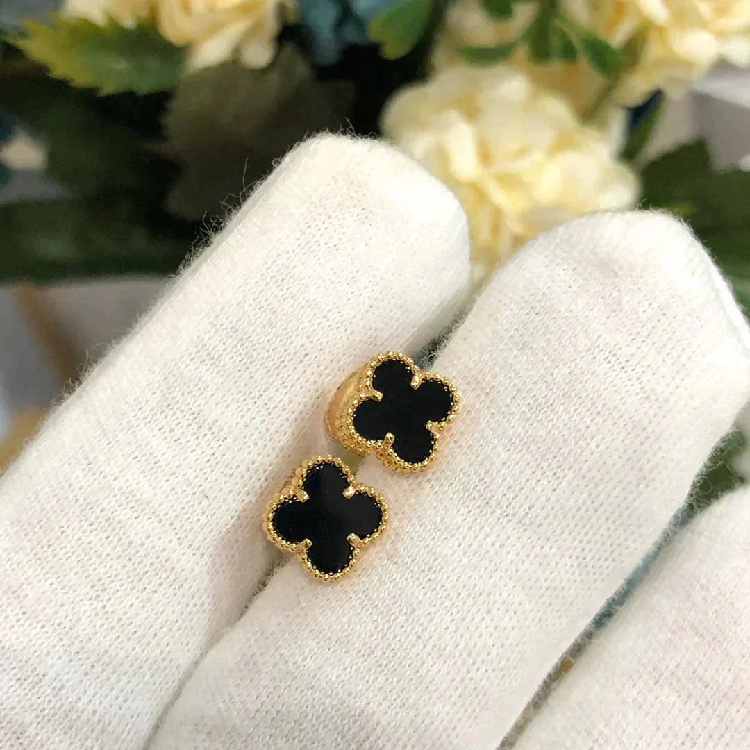 [AuraEcho]CLOVER MINI 9.5MM BLACK MOP EARRINGS
