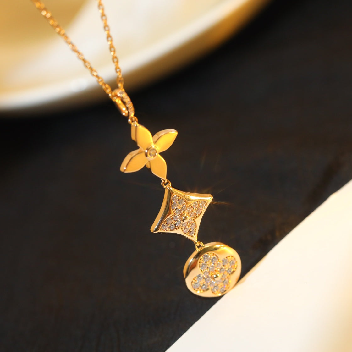 [AuraEcho]STAR AND SUN DIAMOND PINK GOLD NECKLACE