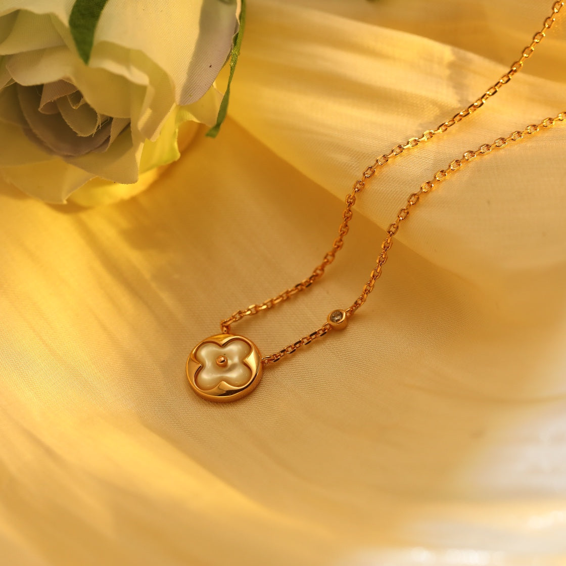 [AuraEcho]SUN PEDANT PINK GOLD 1 DIAMOND NECKLACE