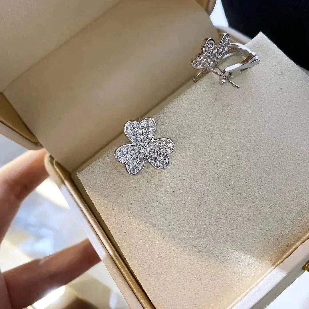 [AuraEcho]CLOVER COMOS DIAMOND EARRINGS SILVER