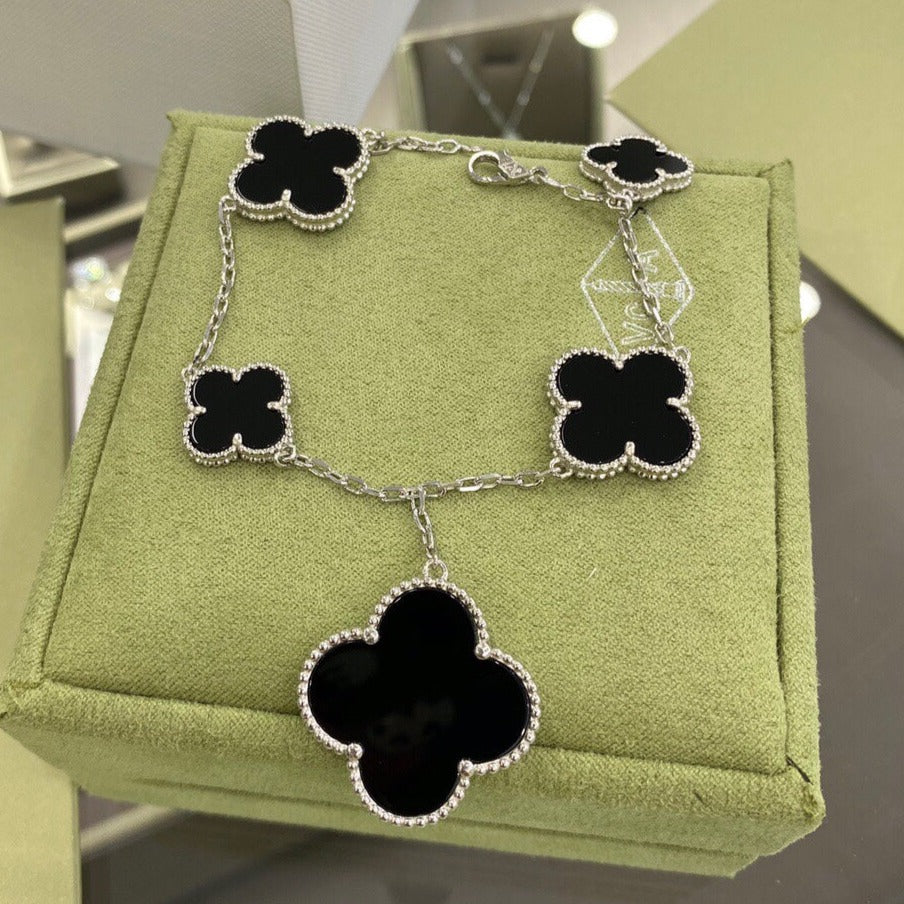 [AuraEcho]CLOVER 5 MOTIFS SIVLER ONYX BRACELET