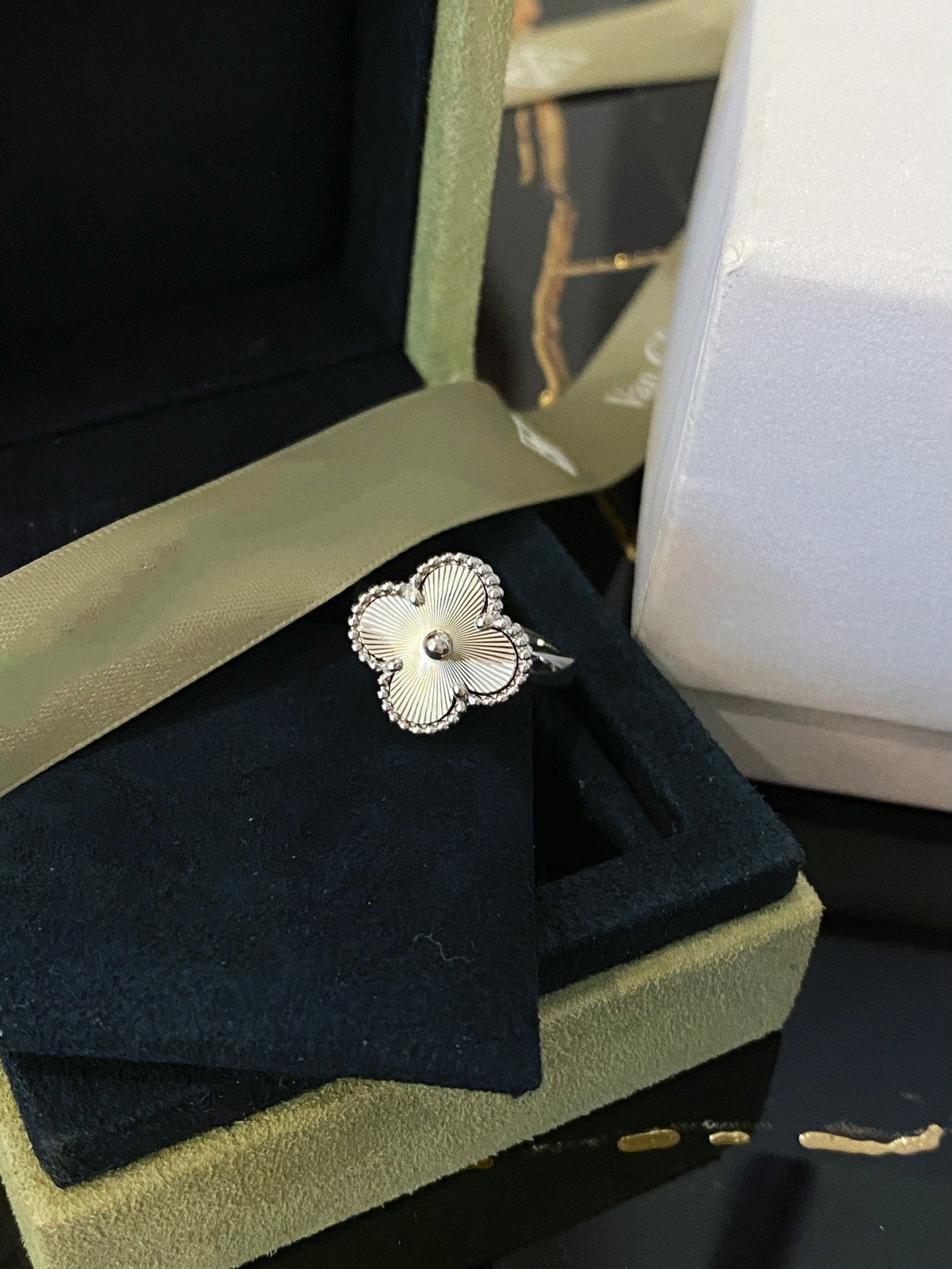 [AuraEcho]CLOVER SILVER RING