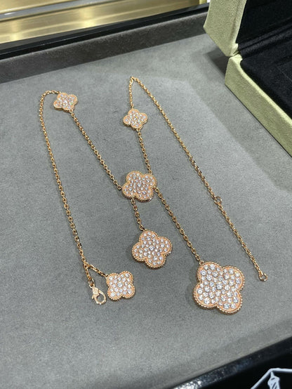 [AuraEcho]CLOVER 6 MOTIF DIAMOND PAVED NECKLACE