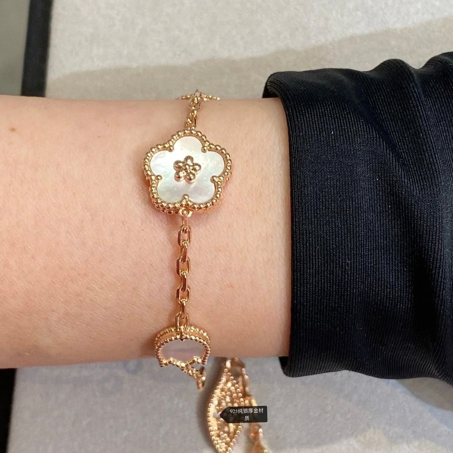 [AuraEcho]LUCKY SPRING 5 MOTIF BRACELET