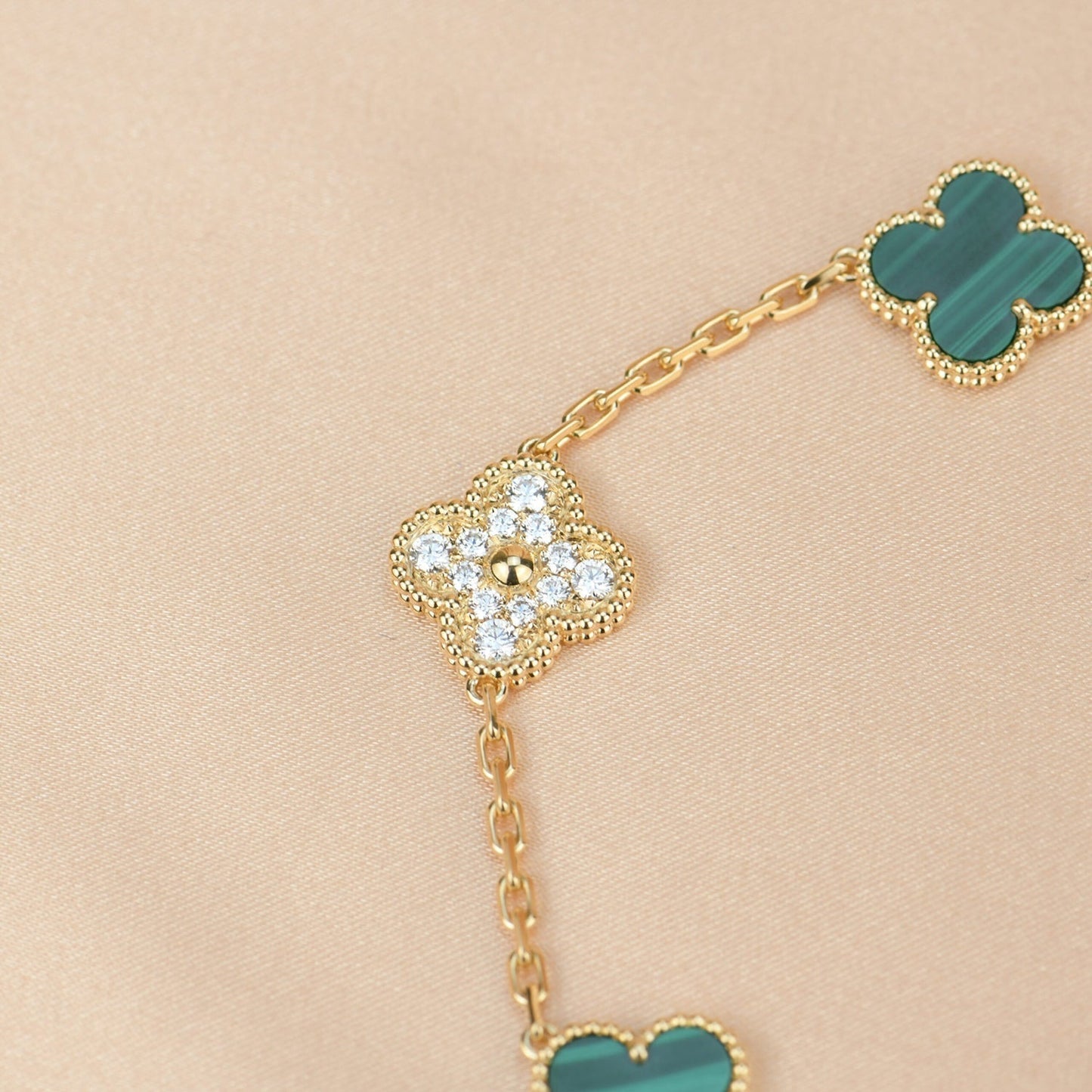 [AuraEcho]CLOVER  5 MOTIF MALACHITE DIAMOND BRACELET