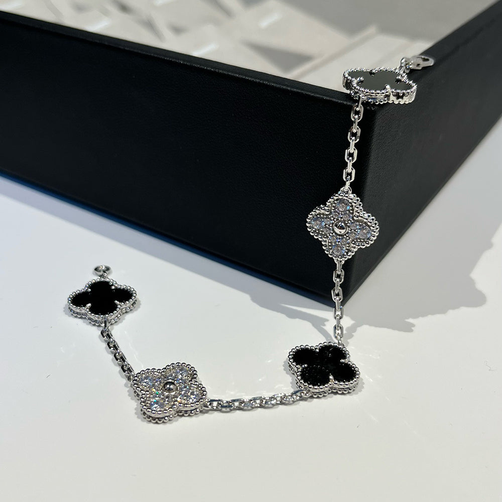 [AuraEcho]CLOVER 5 MOTIF ONYXS DIAMOND BRACELET SILVER