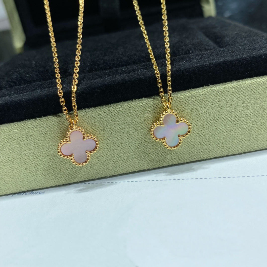 [AuraEcho]CLOVER 15MM PINK MOTHER-OF-PEARL SINGLE FLOWER NECKLACE