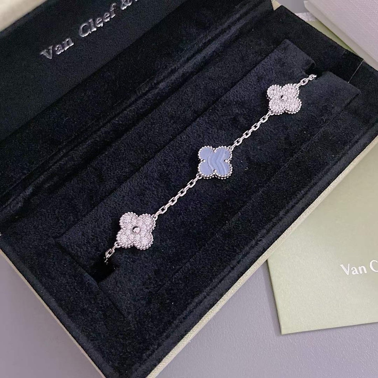 [AuraEcho]CLOVER  5 MOTIF DIAMOND PURPLE CHALCEDONY BRACELET SILVER