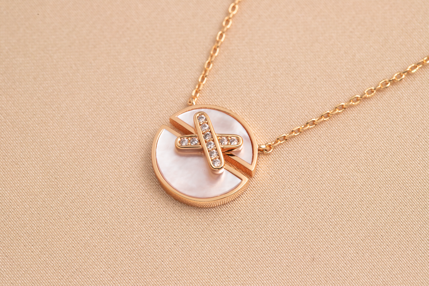 [AuraEcho]JEUX DE PINK GOLD DIAMOND NECKLACE