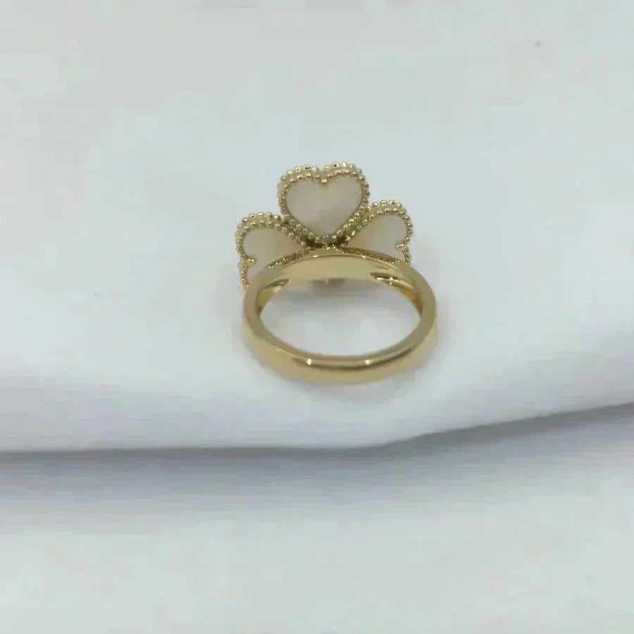 [AuraEcho]SWEET CLOVER WHITE MOP RING